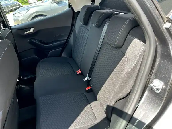 FORD FIESTA (13/27)