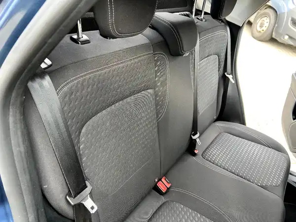 FORD FIESTA (16/26)