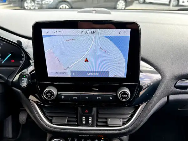 FORD FIESTA (24/26)