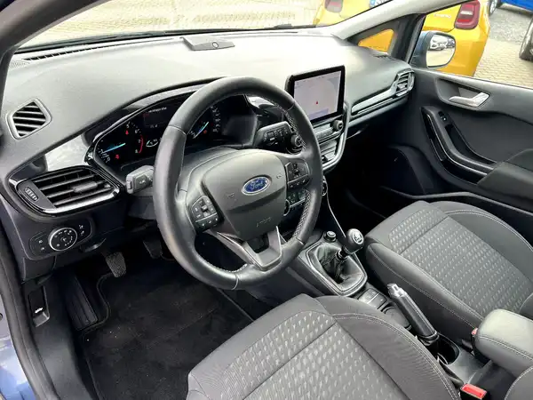 FORD FIESTA (9/26)