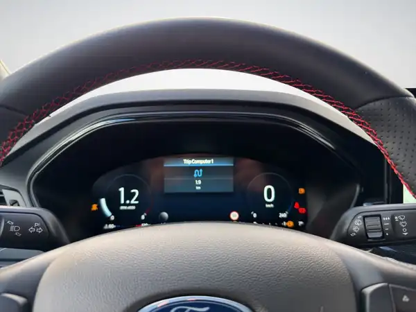 FORD FOCUS (16/19)