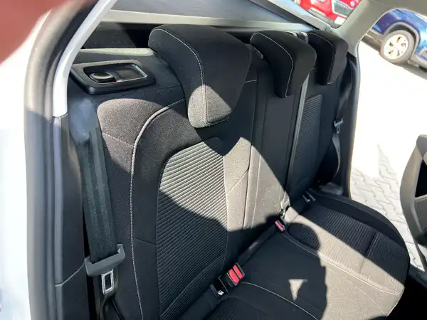 FORD FOCUS (16/26)