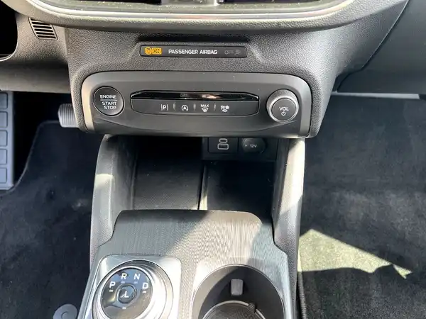FORD FOCUS (24/26)