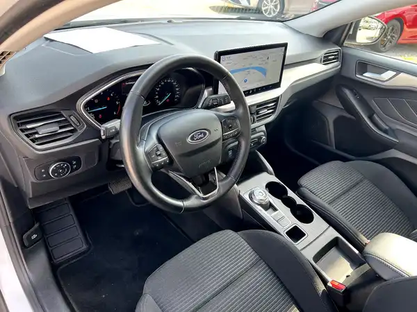 FORD FOCUS (9/26)