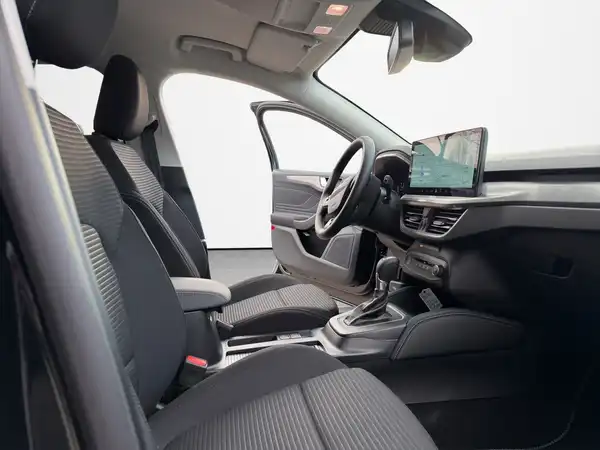 FORD FOCUS (12/19)