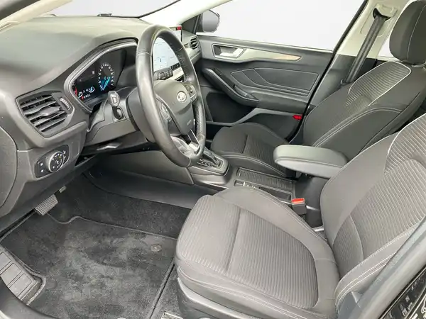 FORD FOCUS (7/19)
