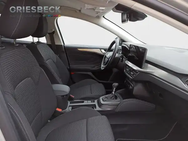 FORD FOCUS (12/17)