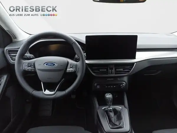 FORD FOCUS (8/17)