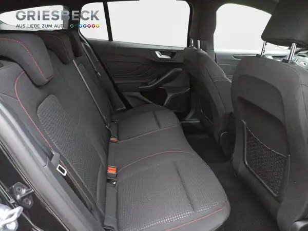 FORD FOCUS (9/12)