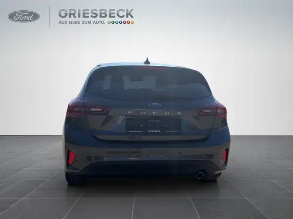 FORD FOCUS (4/17)