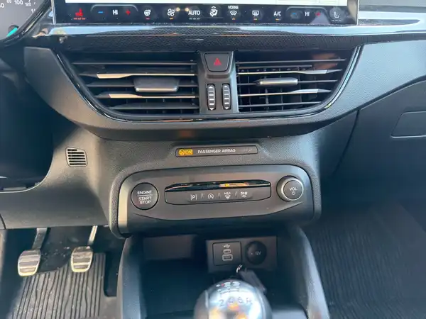 FORD FOCUS (10/17)