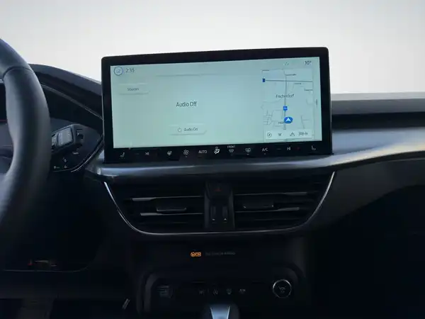FORD FOCUS (11/19)