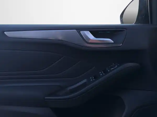 FORD FOCUS (17/19)