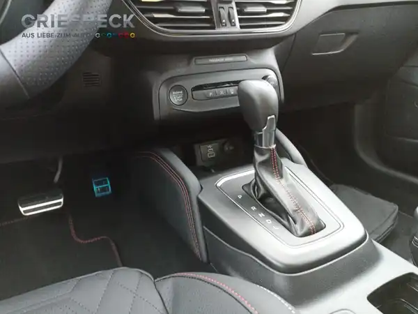 FORD FOCUS (9/17)