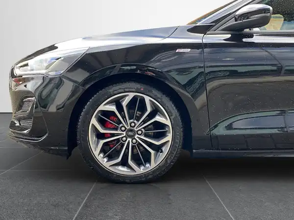 FORD FOCUS (22/23)