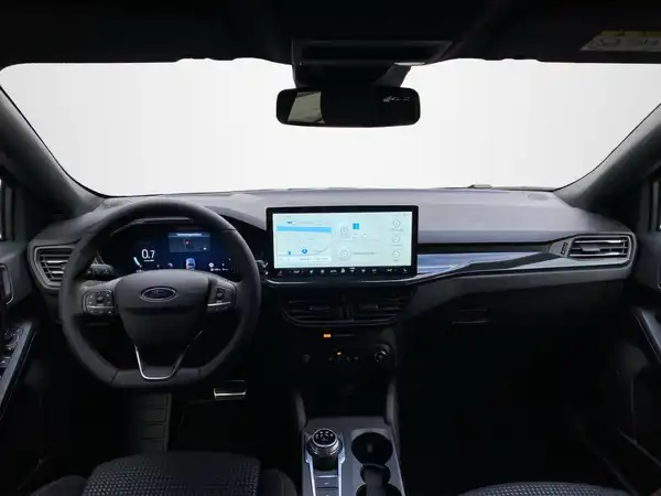 FORD FOCUS (8/23)