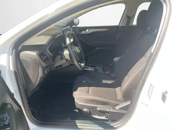 FORD FOCUS (7/18)
