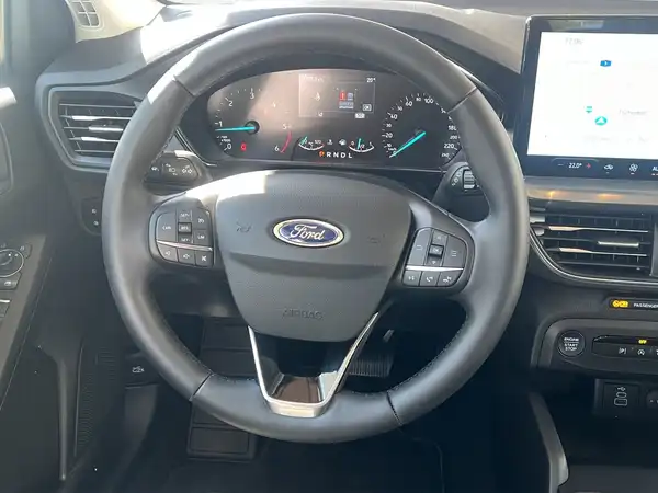 FORD FOCUS (10/18)