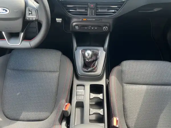 FORD FOCUS (9/21)