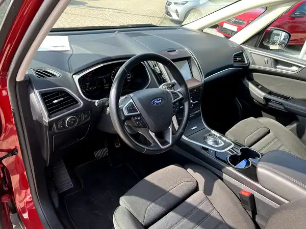 FORD GALAXY (10/29)