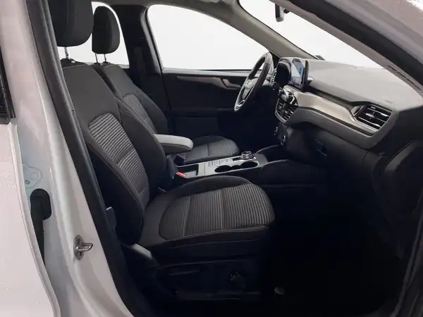 FORD KUGA (13/23)