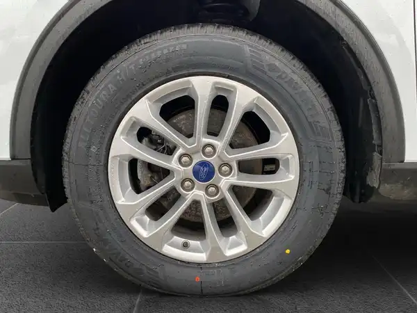 FORD KUGA (16/23)