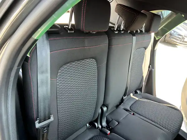 FORD KUGA (16/27)