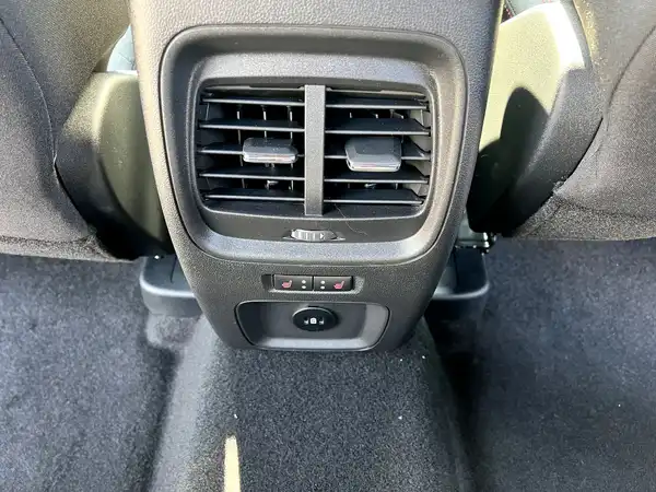 FORD KUGA (17/27)
