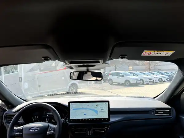 FORD KUGA (19/27)