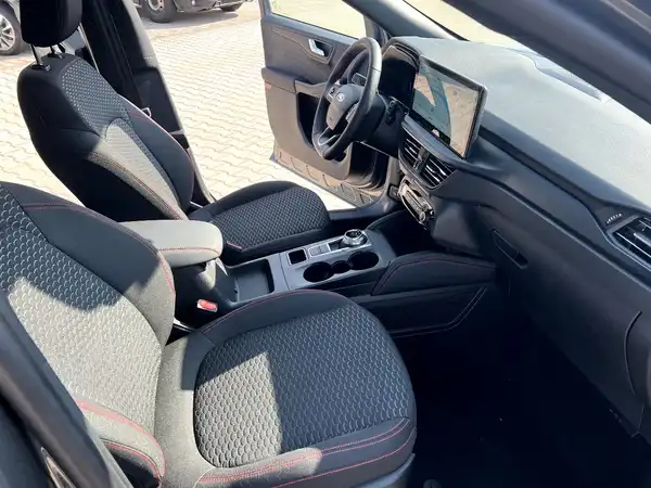 FORD KUGA (21/27)