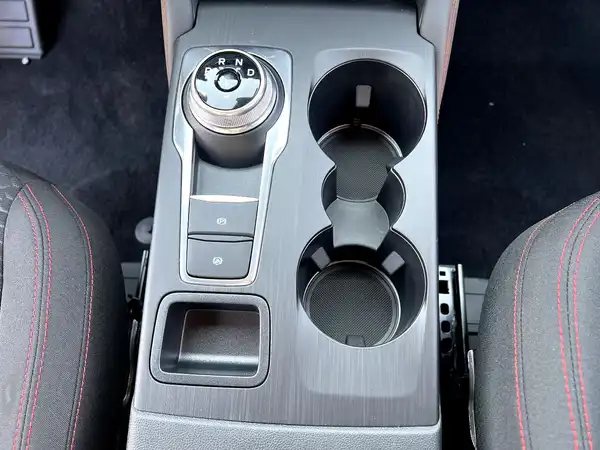 FORD KUGA (23/27)