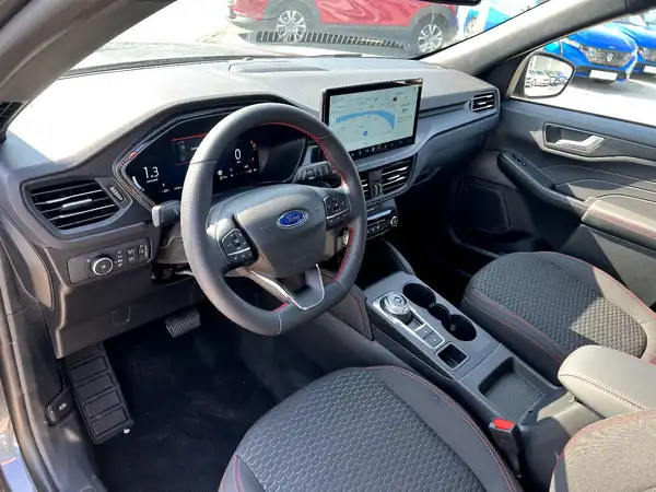 FORD KUGA (9/27)