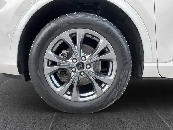 FORD KUGA (15/21)