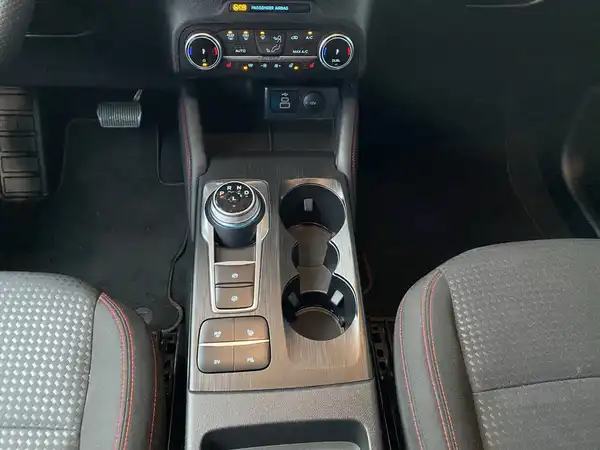 FORD KUGA (9/21)