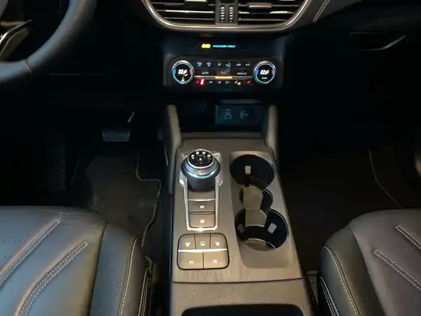 FORD KUGA (9/21)