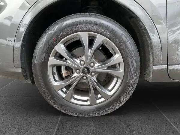 FORD KUGA (16/23)
