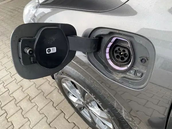 FORD KUGA (23/23)