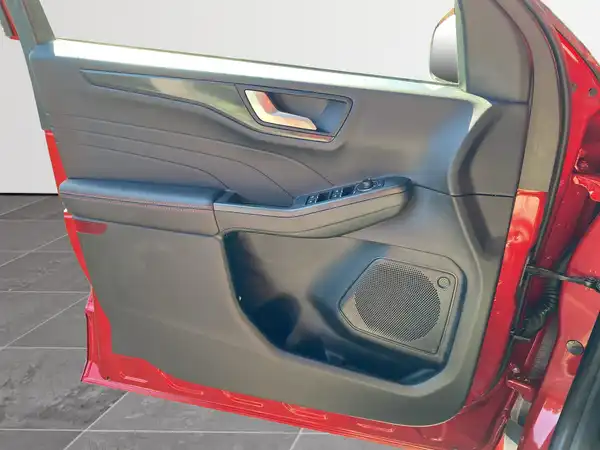 FORD KUGA (17/19)