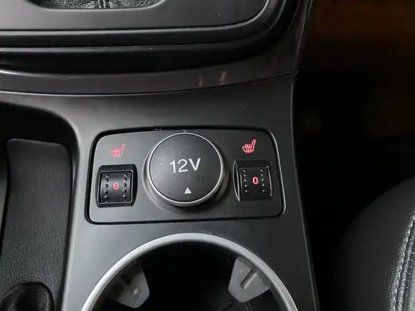FORD KUGA (20/22)