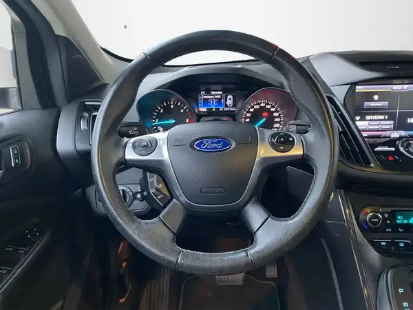 FORD KUGA (10/22)