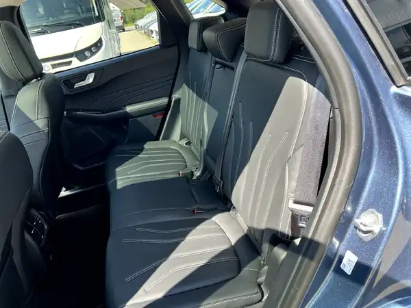 FORD KUGA (15/28)