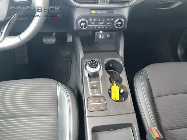 FORD KUGA (11/17)