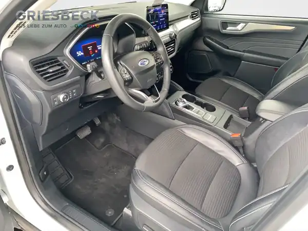 FORD KUGA (8/17)