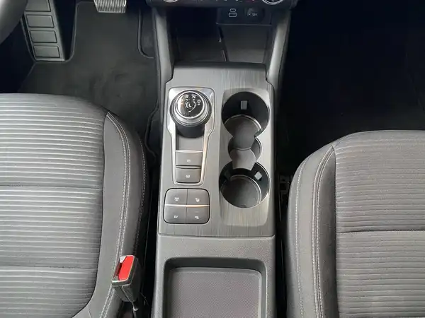 FORD KUGA (9/23)