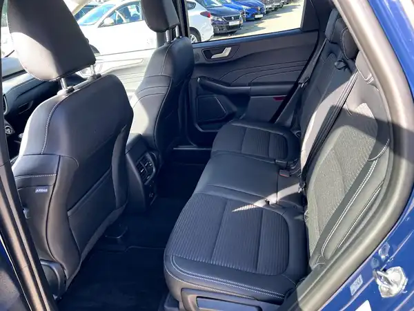 FORD KUGA (13/29)