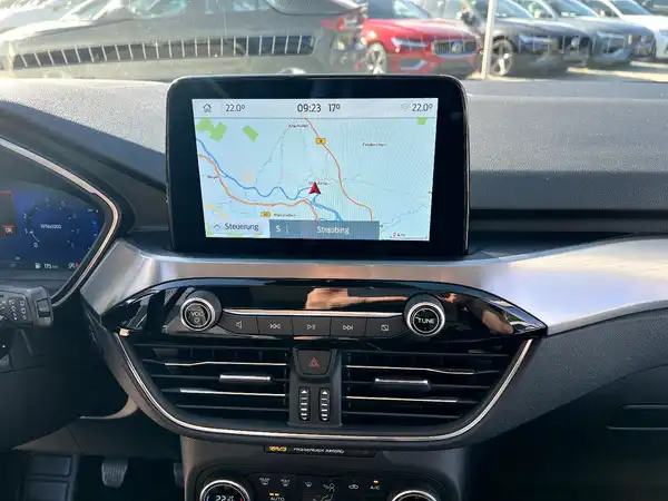 FORD KUGA (27/29)