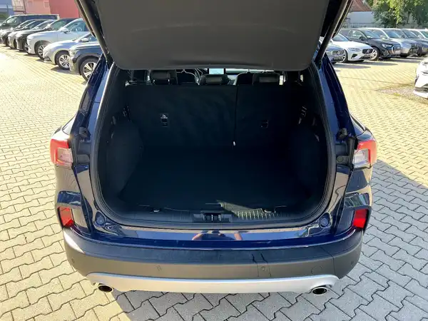 FORD KUGA (7/29)