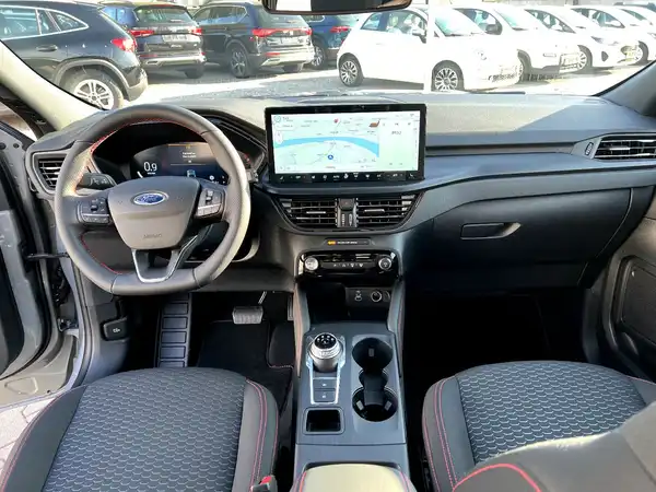 FORD KUGA (18/26)