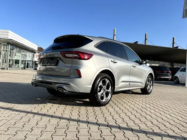 FORD KUGA (4/26)