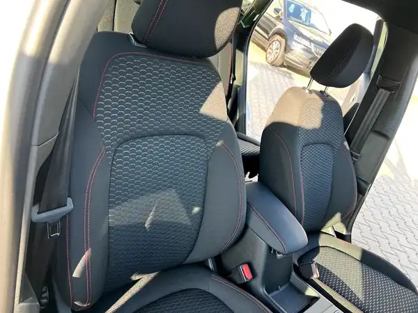 FORD KUGA (21/23)